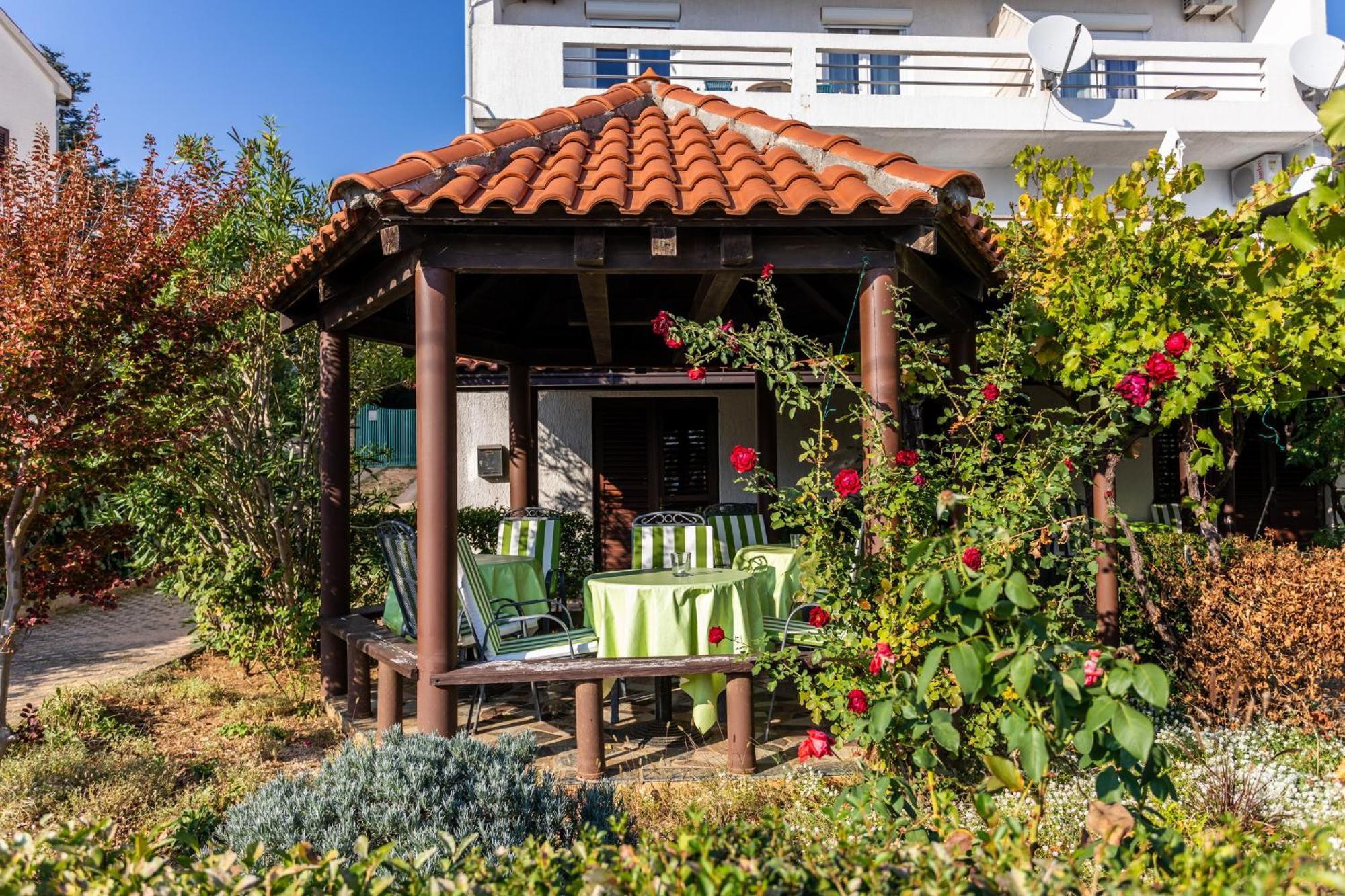 Apartmani Velnic Baska  Luaran gambar
